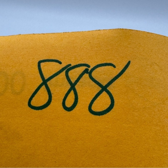 ✨ Vintage Clip On Earrings Gold Crescent & Blue Faux Stone Statement Retro 1” - Picture 4 of 4